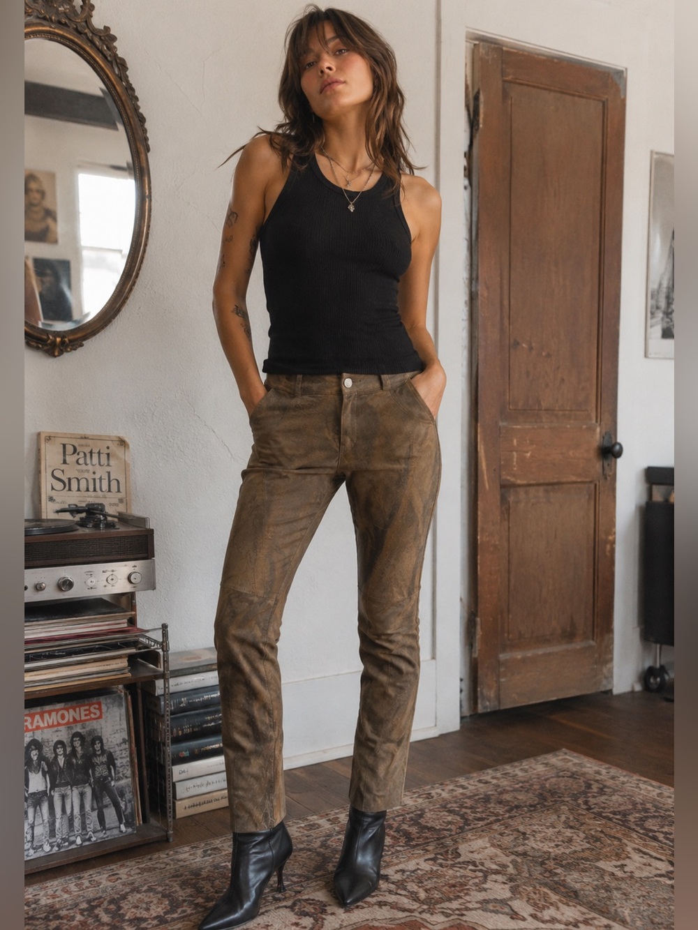 Philosophy Republic Clothing Brown Size 8 Stretch Faux Suede Pants Indie Sleaze